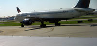 N645DL @ KATL - ATL, GA - by Ronald Barker