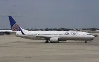 N47414 @ KORD - Boeing 737-900ER - by Mark Pasqualino