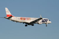 SP-LNB @ EBBR - Flight LO235 is descending to RWY 02 - by Daniel Vanderauwera