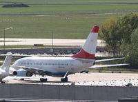 OE-LNL @ LOWW - ex Austrian Airlines Boeing 737 - by Thomas Ranner