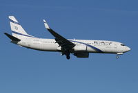 4X-EKB @ EBBR - Flight LY331 is descendng to RWY 02