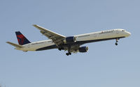 N585NW @ KLAX - Arriving at LAX on 24R - by Todd Royer