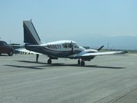 N6867Y @ CNO - Checking the starboard engine - by Helicopterfriend