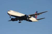 N137DL @ TPA - Delta 767-300