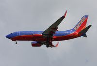 N909WN @ TPA - Southwest 737 - by Florida Metal