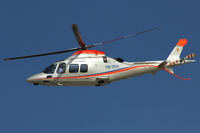 HB-ZKH @ LOWW - Private