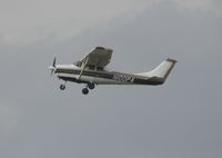 N100PA @ LAL - Cessna 182K