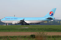 HL7603 @ VIE - Korean Air Cargo