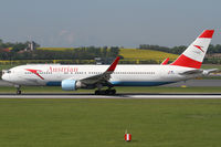OE-LAX @ VIE - Austrian Airlines