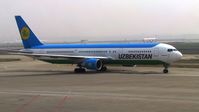 UK-67001 @ PEK - Uzbekistan Airways - by tukun59@AbahAtok