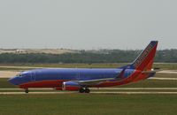 N358SW @ KAUS - Boeing 737-300 - by Mark Pasqualino