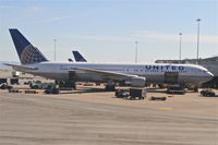 N676UA photo, click to enlarge