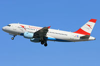 OE-LDC @ LEBL - Taken at BCN - by Phil Greiml