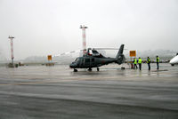 CS-HHW @ LPPH - At Porto airport (Portugal) with rain. - by Mário Falcão