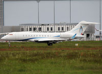 M-AJWA @ LFBO - Landing rwy 14R - by Shunn311