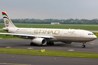 A6-AFD @ EDDL - ETD024 Dusseldorf to Abu Dhabi, Nadia International (AUH) - by Loetsch Andreas
