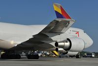 HL7413 @ LOWW - Asiana Boeing 747-400 - by Dietmar Schreiber - VAP