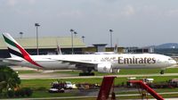 A6-EGD @ KUL - Emirates - by tukun59@AbahAtok