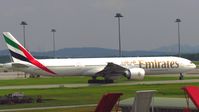 A6-EGD @ KUL - Emirates - by tukun59@AbahAtok