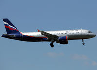 VQ-BEJ @ EDDL - DUS 03.06.2010 - by Markus579