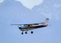 C-GIYY @ CYPK - Landing - by Guy Pambrun