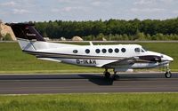D-IKAH @ ELLX - taxying to the active - by Friedrich Becker