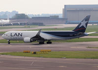 N418LA @ AMS - Taxi to the runway of Amsterdam Airport - by Willem Göebel