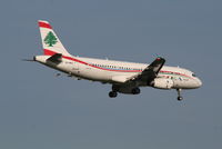 OD-MRS @ EBBR - Flight ME215 is descending to RWY 02