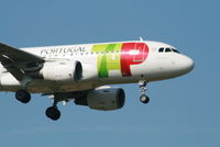 CS-TTA @ EBBR - Arrival of flight TP606 to RWY 02