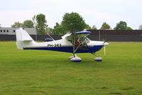 PH-3R3 @ EHHO - A visitor to the Wings and Wheels Event at Hoogeveen Airport on Ascension Day 2012 - by lkuipers