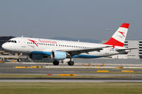 OE-LBO @ VIE - Austrian Airlines