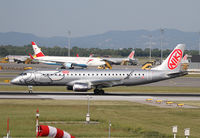 OE-IHC @ LOWW - Niki Embraer 190 - by Thomas Ranner