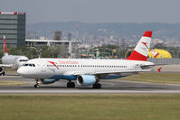 OE-LBO @ LOWW - Austrian Airlines Airbus A320 - by Thomas Ranner