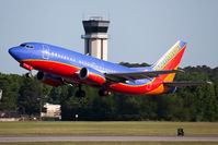 N515SW @ ORF - Southwest Airlines N515SW (FLT SWA1427) departing RWY 5 en route to Baltimore/Washington Int'l (KBWI).