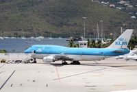 PH-BFB @ TNCM - PH-BFB - by Daniel Jef