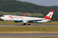 OE-LAE @ VIE - Austrian Airlines