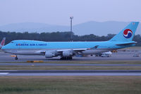 HL7438 @ VIE - Korean Air Cargo