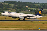 D-AIRK @ VIE - Lufthansa - by Chris Jilli