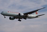 C-FIUF @ CYYZ - Short final rwy 05