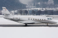 OE-HGO @ LOWI - M-jet