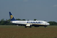 EI-DPF @ EHGG - The Ryanair also reached Eelde Airport from a flight of the sunny Italy. But here in the Netherlands it was sunny as well, so a nice opportunity to take a good photograph!