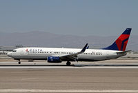 N394DA @ LAS - Vegas arrival - by Duncan Kirk