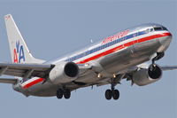 N906AN @ KORD - American Airlines Boeing 737-823, AAL448 arriving from Cancun Int'l /MMUN, RWY 14R approach KORD. - by Mark Kalfas