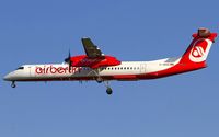 D-ABQE @ EDDL - on final RW05R - by Friedrich Becker