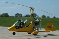 G-YROK photo, click to enlarge G-YROK photo, click to enlarge