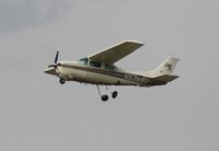 N5368U @ KLAL - Cessna 210