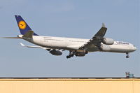 D-AIHU photo, click to enlarge