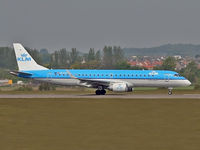 PH-EZT @ EGPH - Lined-up for take-off at EDI - by Joe Curry