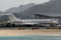 HB-IHQ @ TNCM - HB-IHQ