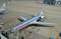 N7512A @ KDFW - Dallas - by Ronald Barker